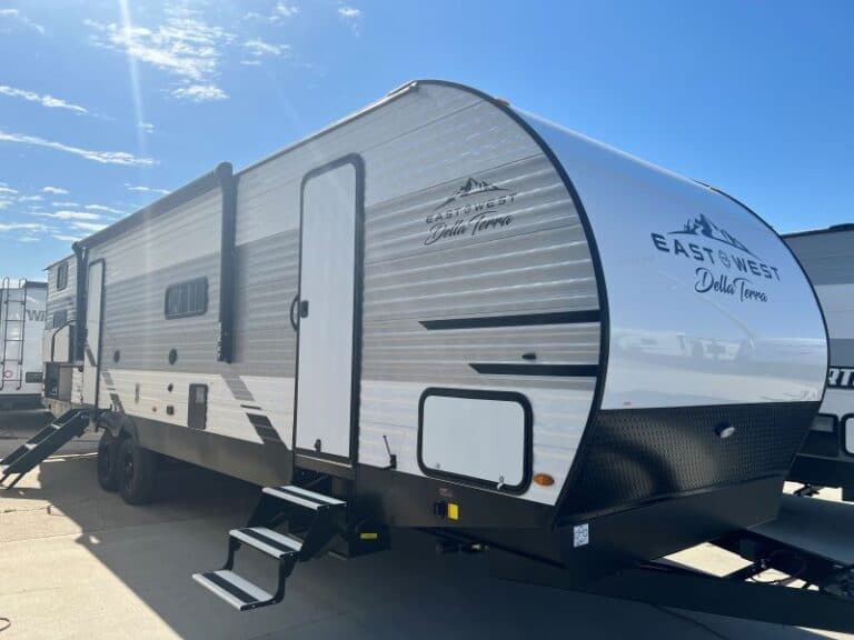 New 2023 East to West Della Terra 312BH at Adventure RV Center West