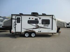 Used 2016 Forest River Rockwood Roo 19
