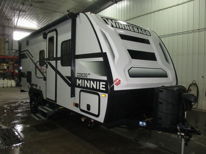 2023 Winnebago Micro Minnie 2108TB (EZ Sofa)