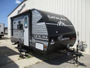 2024 Coachmen Catalina Summit 164BHX