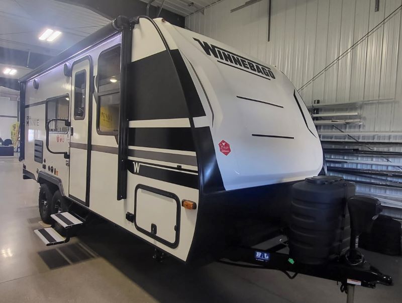 2025 Winnebago Micro Minnie 2108FBS