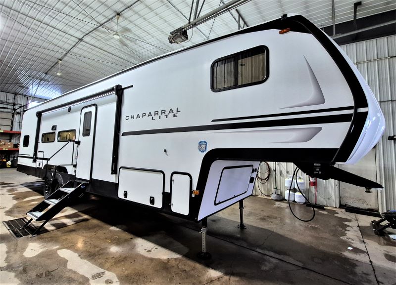 2026 Coachmen Chaparral Lite 31BH
