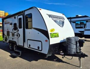 2017 Winnebago Micro Minnie 2106DS